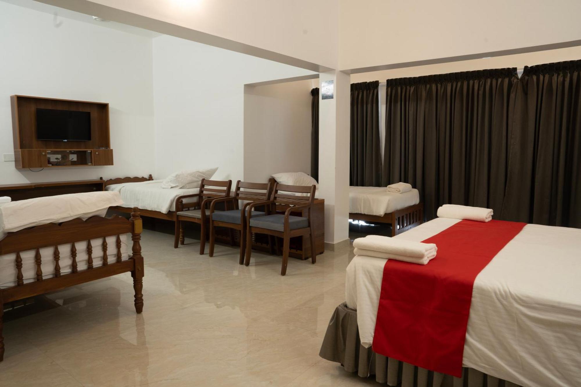 Alleppey Holiday Beach Resort Alappuzha Εξωτερικό φωτογραφία