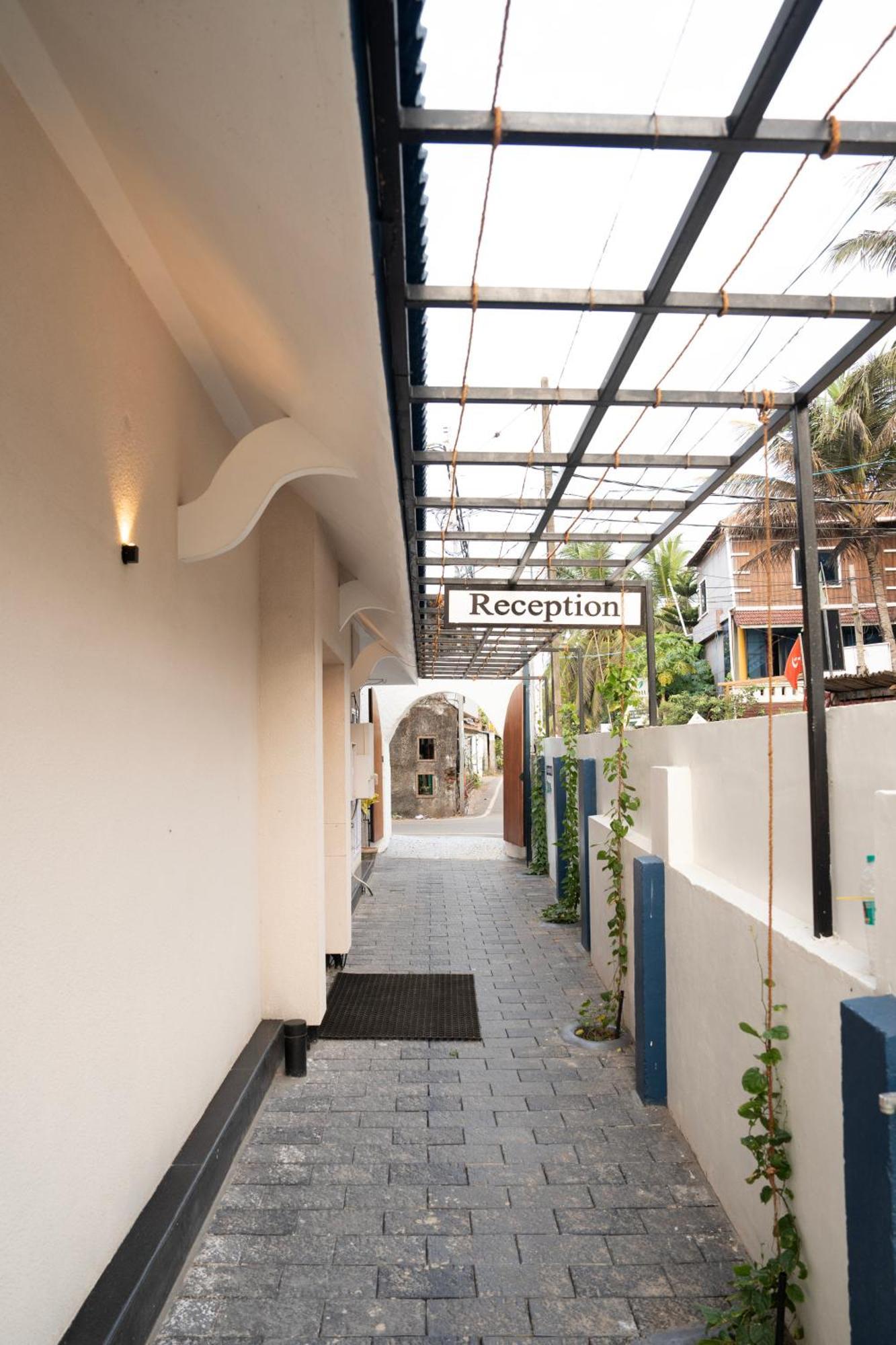 Alleppey Holiday Beach Resort Alappuzha Εξωτερικό φωτογραφία